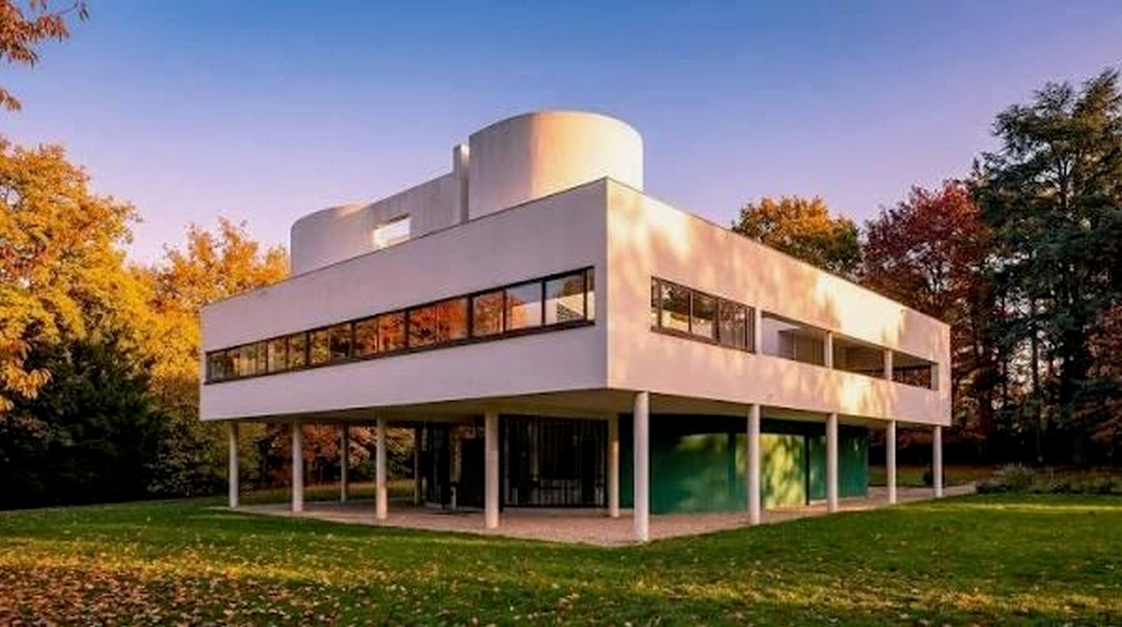 Villa Savoye Machine à Habiter or A Paradox of Functionality-Sheet1